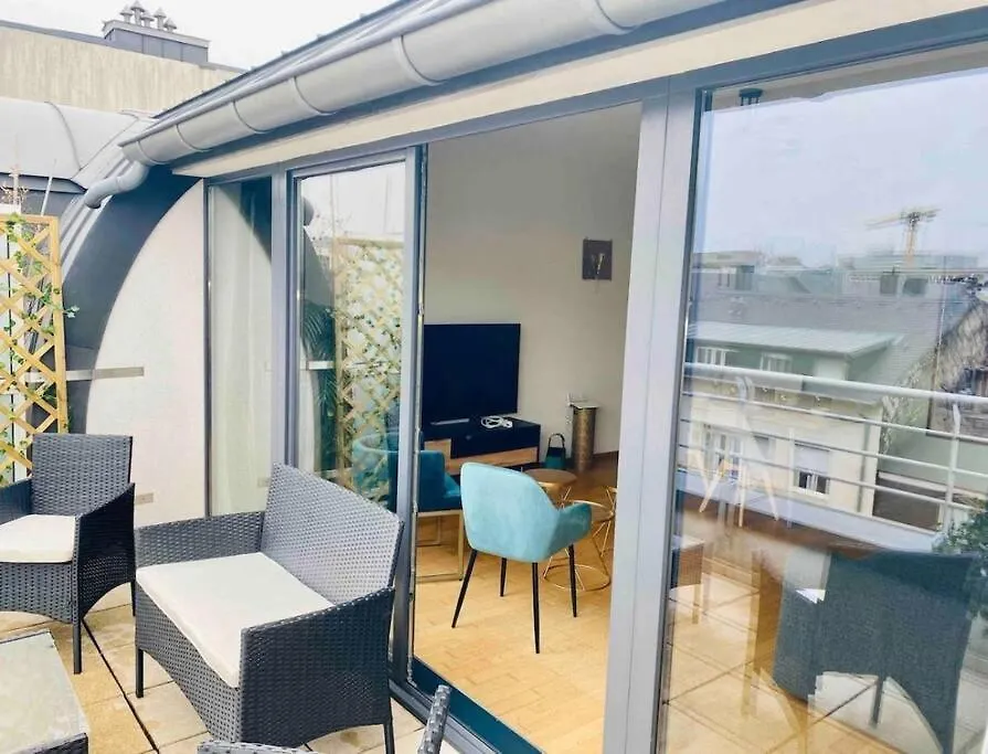 Penthouse 2 Bedrooms With Terrace & Free Parking Λουξεμβούργο Διαμέρισμα