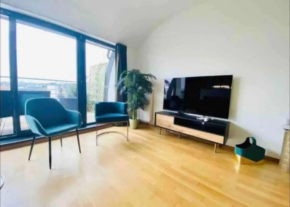 Διαμέρισμα Penthouse 2 Bedrooms With Terrace & Free Parking Λουξεμβούργο